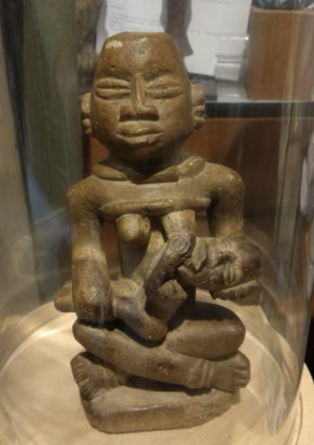 African curio shop, Antwerpen, Belgium (Hilkka Abicht)